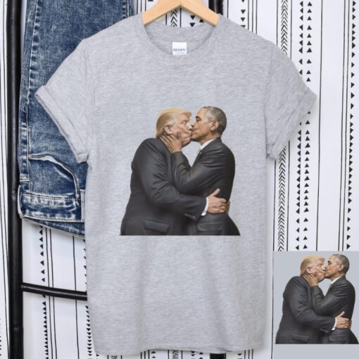 Obama kissing trump t-shirt