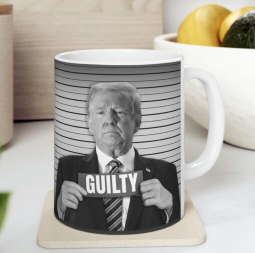 Donald Trump guilty mug shot funny 90s bootleg Ceramic Mug 11ozz