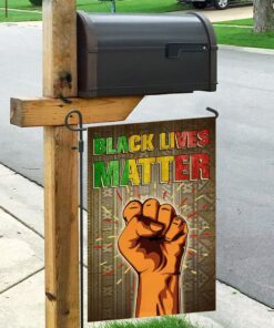 black lives matter flag 1551