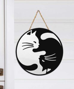 Cat Round Wooden Sign Black And White Cat Yin Yang DBD2808WD