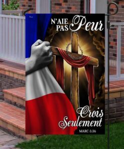 christian cross flag faith over fear thb3324f 3752