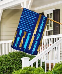 class of 2021. graduation american flag 2070