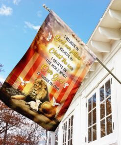 god, lion and lamb easter flag 1771