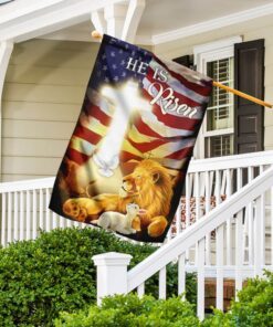 he is risen lion and lamb flag 3202