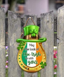 irish lucky horseshoe charm round wooden sign dbd3322wd 5626