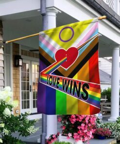 LGBT Flag - Love Wins NTT61F