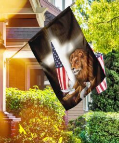 lion and lamb cross flag 4826