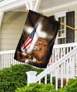 lion and lamb cross flag 5143