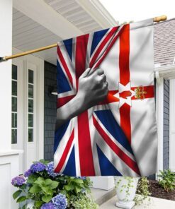 northern ireland and union flag qnk880fv1 2227