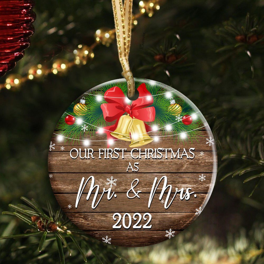 Our First Christmas Married Ornament 2022 - Christmas Tree Decorations - Christmas Gift, Anniversary Gift, Wedding Gifts For Couple - Christmas Decorations, Ceramic Ornament 4 Styles TPT369Os4 - Image 3