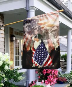 patriotic australian shepherd with mount rushmore flag 7664