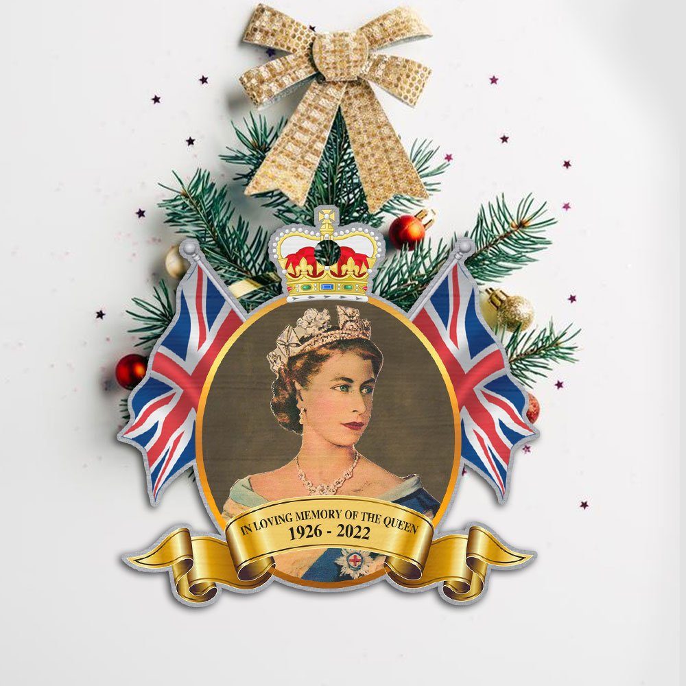 Queen Elizabeth II Christmas In Loving Memory Of The Queen 1926 - 2022 Ornament MLN579O - Image 2