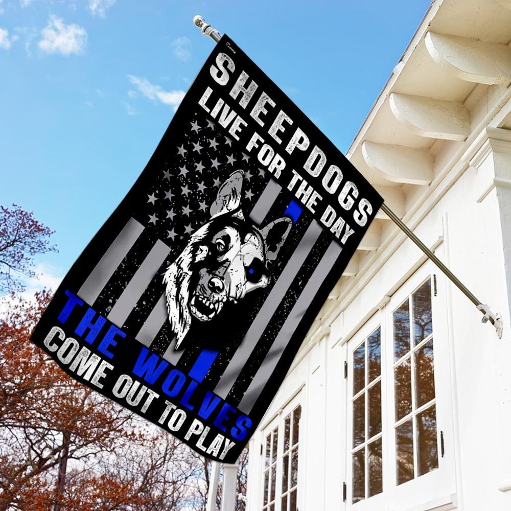Sheepdogs Live For The Day - The Wolves Come Out To Play Flag - Image 2