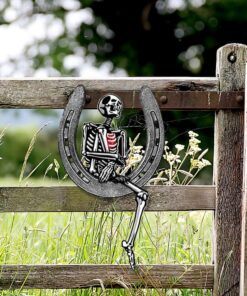 skull hanging metal sign alone nnt481ms 3790
