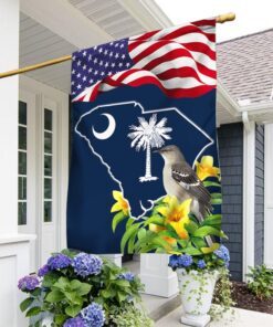South Carolina With Carolina Wren Bird and Yellow Jessamine Flower Flag TPT775Fv2