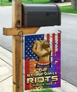 the stonewall riots lgbt flag 8634