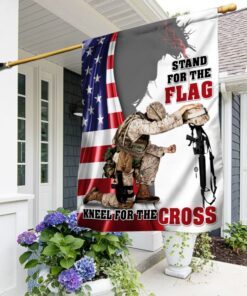 Veteran Kneeling Under God Flag Veteran God Bless Flag MLN315F