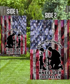veteran soldier kneeling flag mln67f 8407