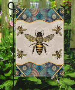 vintage bee flag 1589