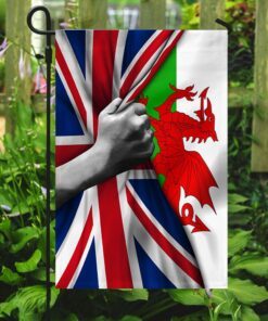 welsh and union flag qnk880fv2 3131