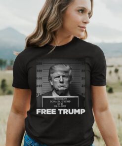 Free Donald Trump Mugshot T-Shirt