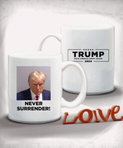 Trump Never Surrender Coffee Mug White