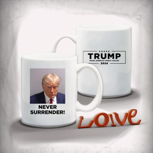 Trump Never Surrender Coffee Mug White