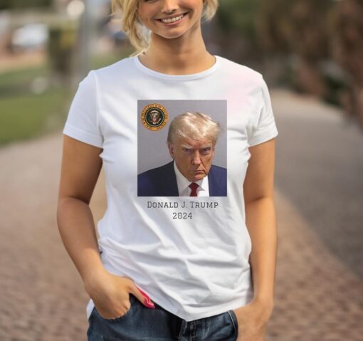 Donald J Trump Presidential Seal Mugshot T-shirt